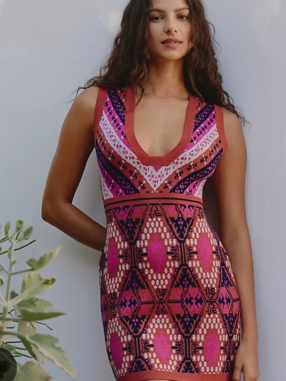 Sleeveless Pink Patterned V-Neck Knit Dress